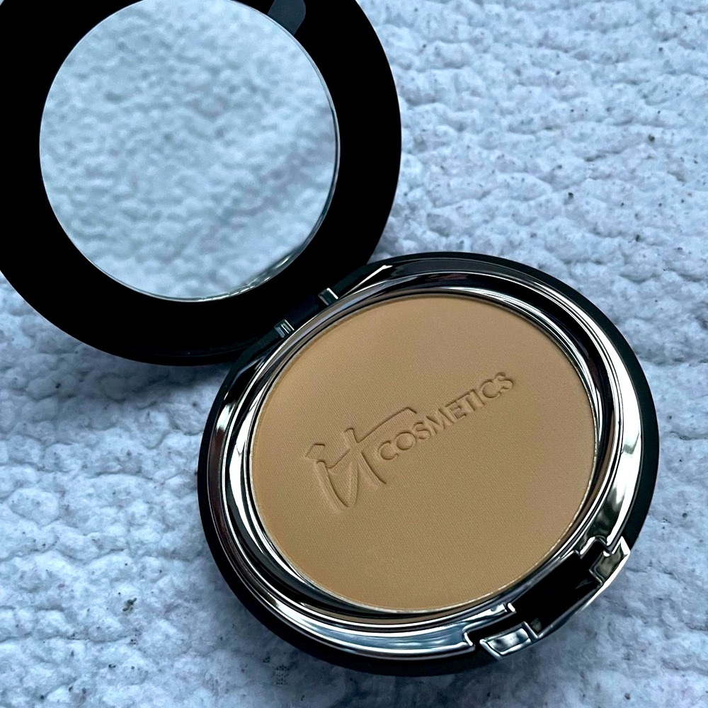 IT Cosmetics Celebration Foundation - Picture 5 of 7